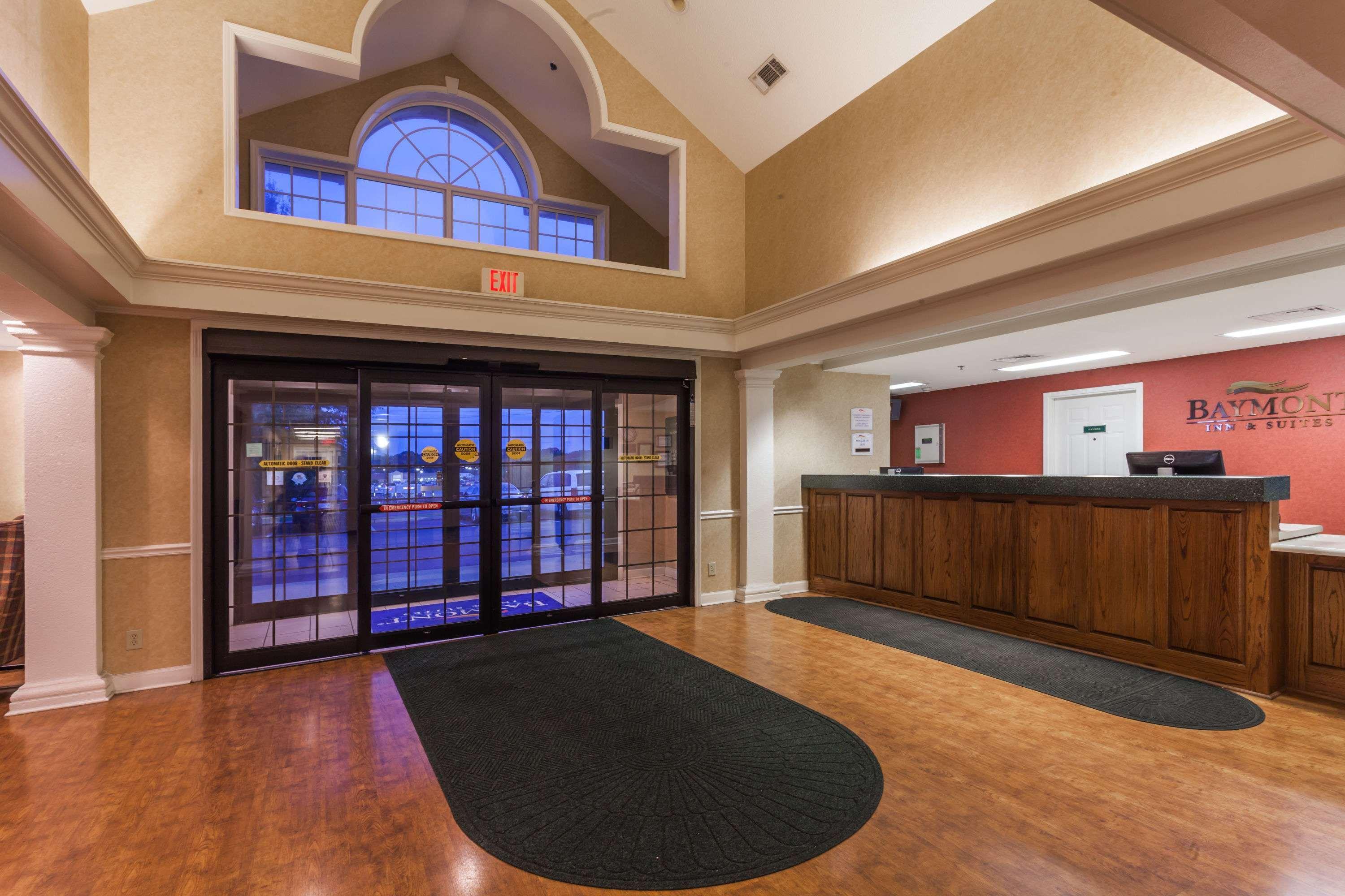 Hotel Baymont By Wyndham Columbia Maury Exterior foto